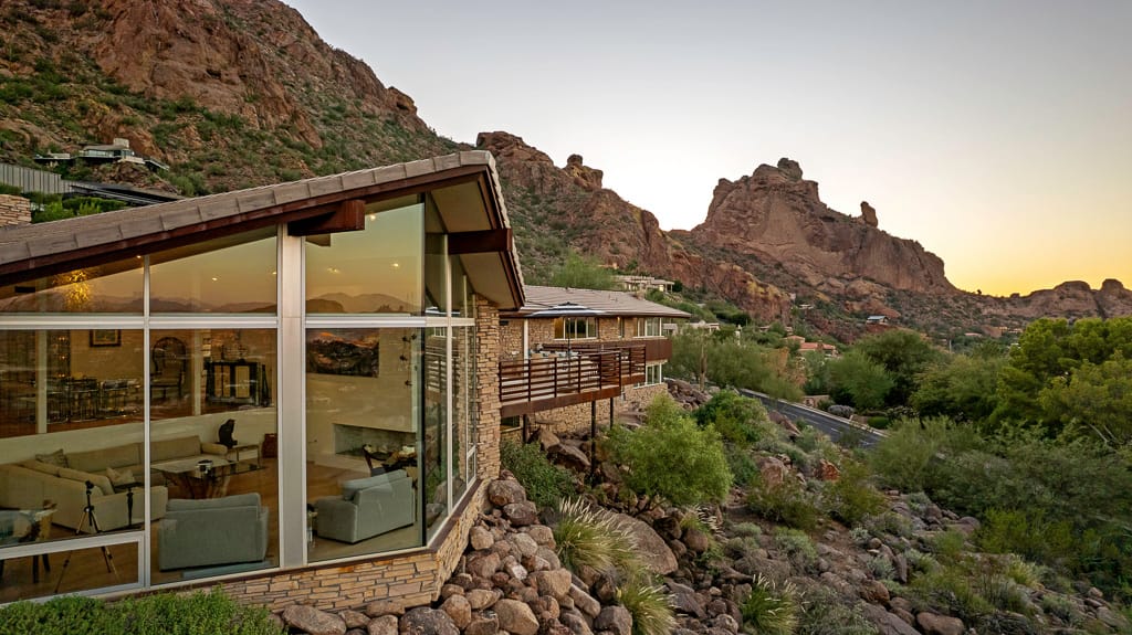 Professional Drone Photos by Snap2Close Real Estate Photography serving Phoenix, Tucson, Dallas, Ft. Worth, Tampa and NYC.