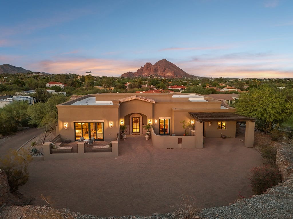 Professional Drone Photos by Snap2Close Real Estate Photography serving Phoenix, Tucson, Dallas, Ft. Worth, Tampa and NYC.