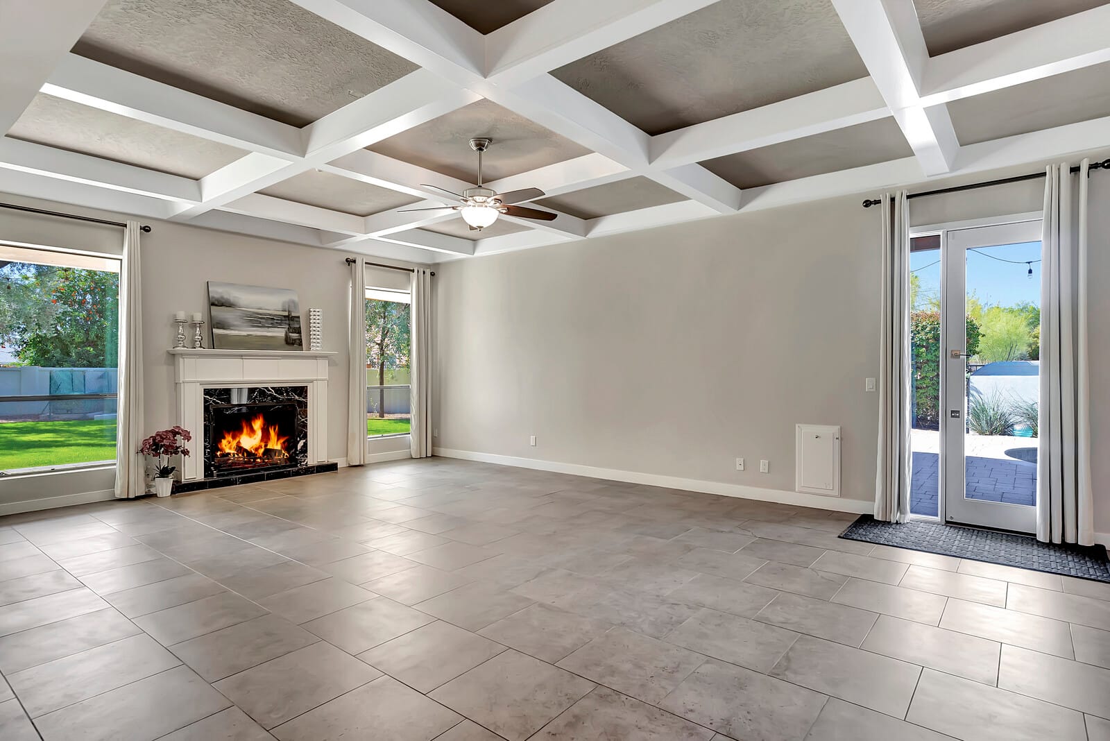 Virtual Staging by Snap2Close